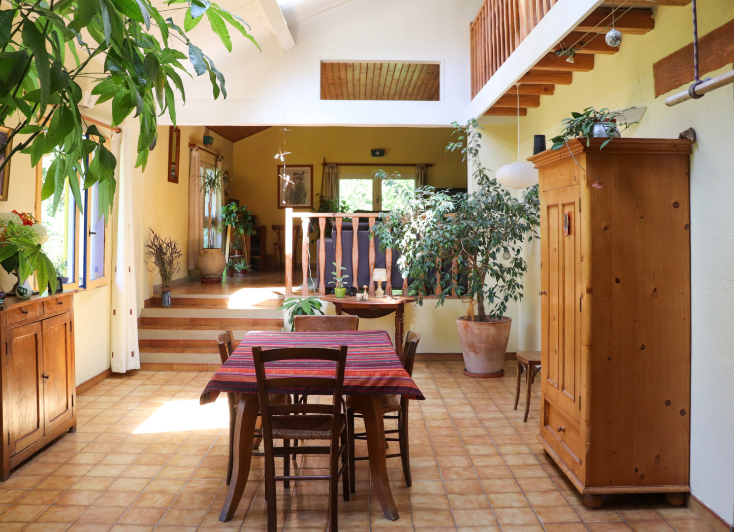 Lovely position, Converted mill with 8 bedrooms and pretty gardens. Income potential