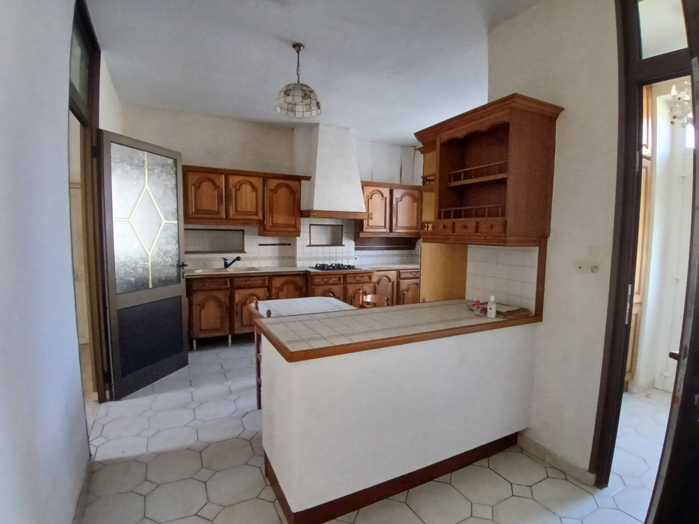 Enormous house for sale with character. Possible B&amp;B, Hotel or Restaurant. Garden and Garages