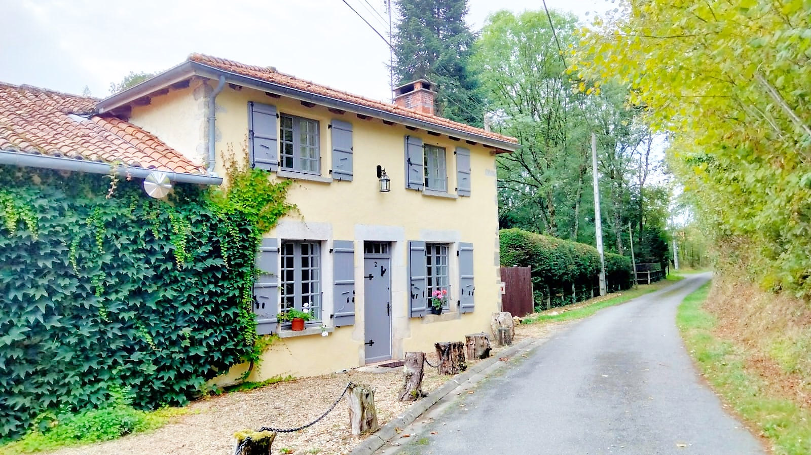 Stone house, outbuildings, pond, mature gardens, Charente