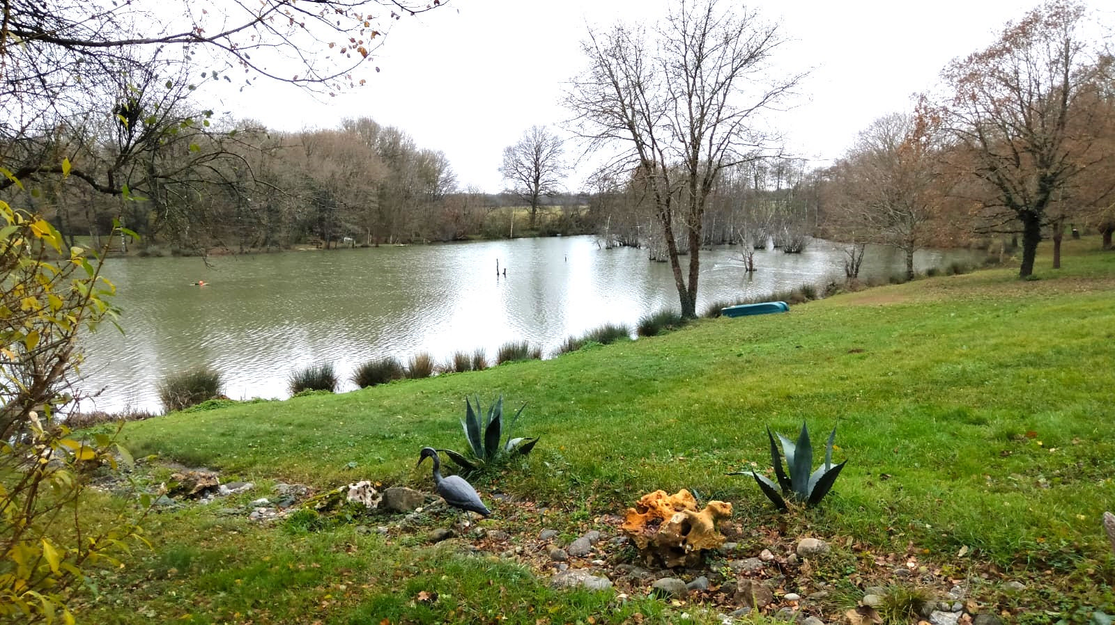 5 Ha Fishing Lake, Woodland, Two Properties, Lake Views