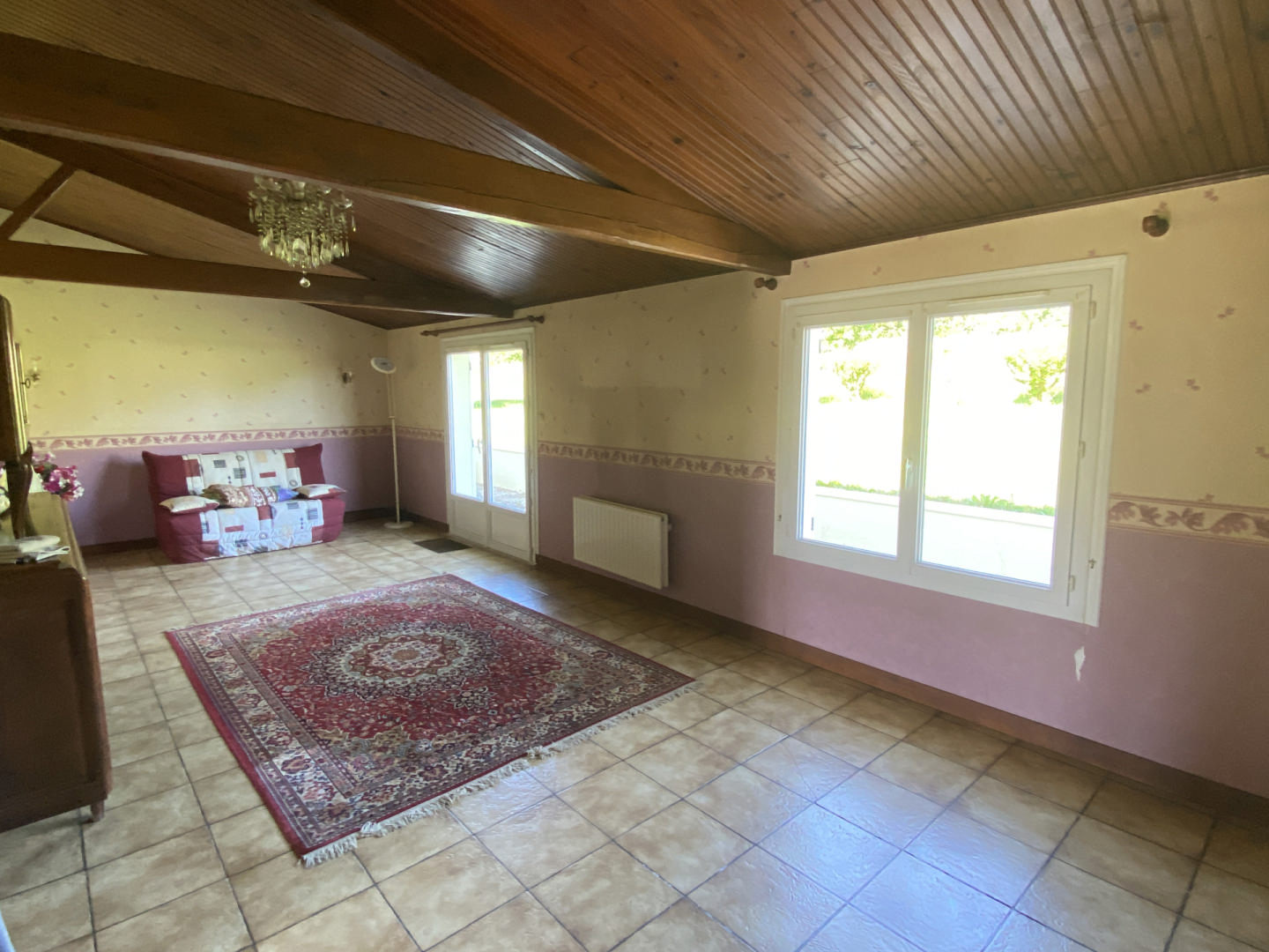 Charming Single-Story Country House with Outbuildings - Bors-de-Montmoreau