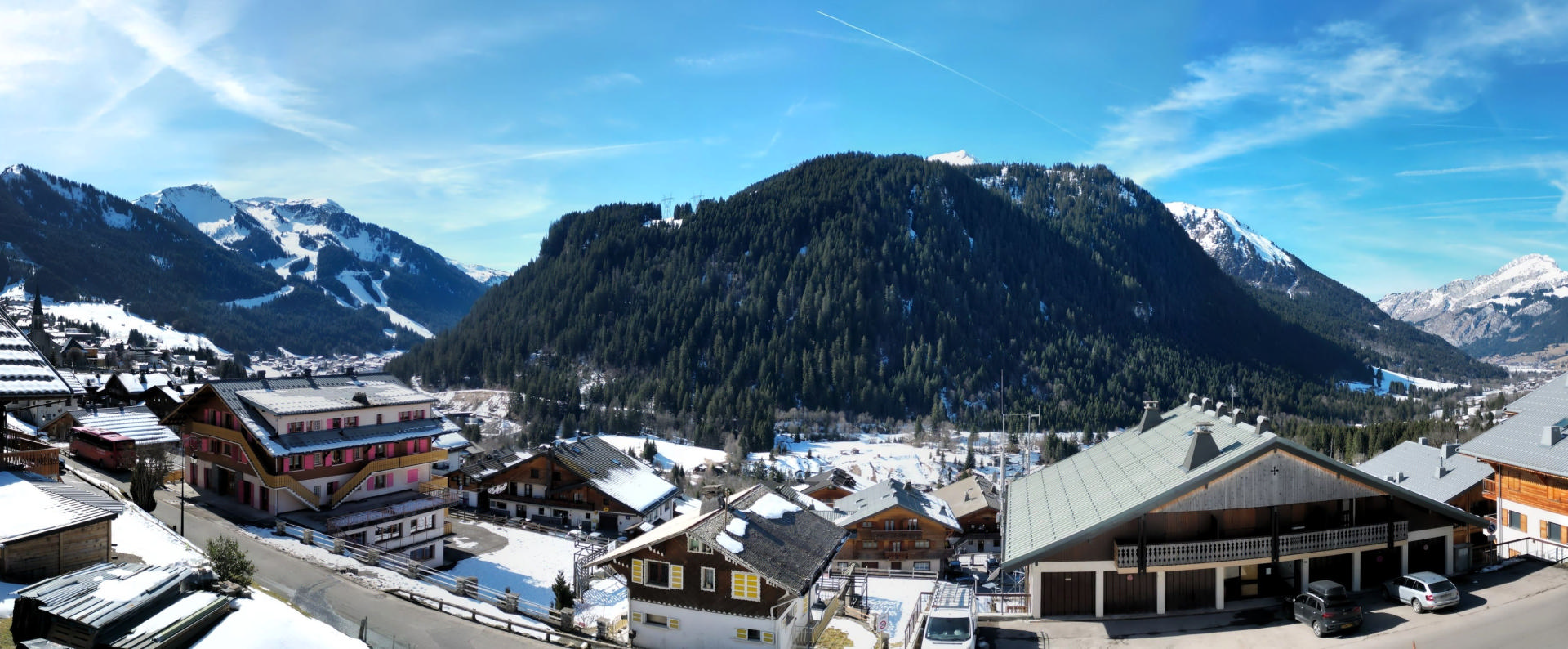 5 bedroom Ski Chalet near CHATEL, Haute-Savoie