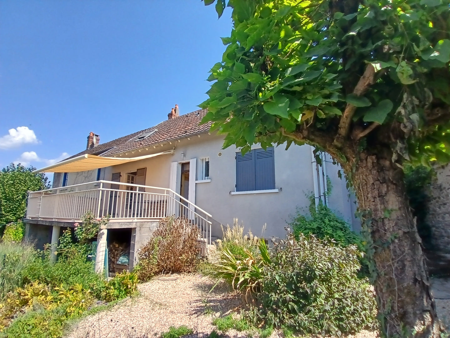 House in Jumilhac-le-Grand - view 1