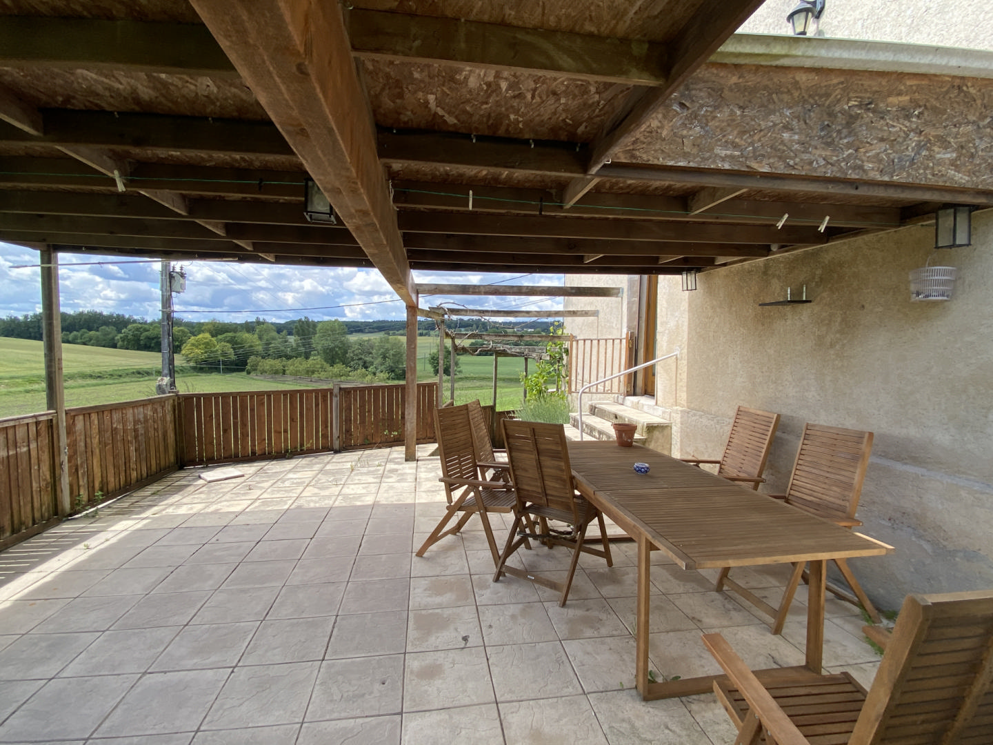 Spacious 4 bedroom house for sale in Charente hamlet with countryside views.