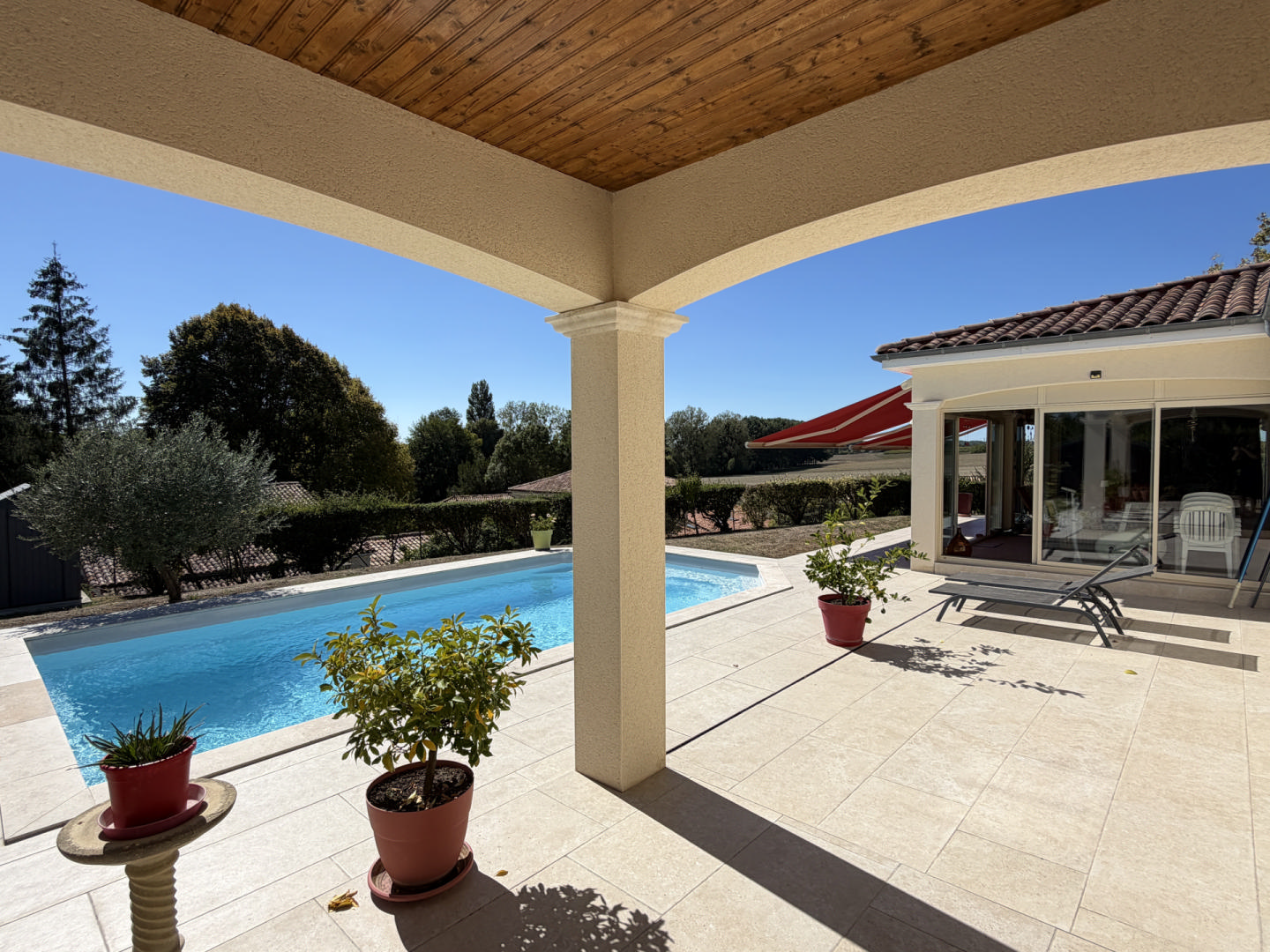 House in Saint-Maigrin - Image 2