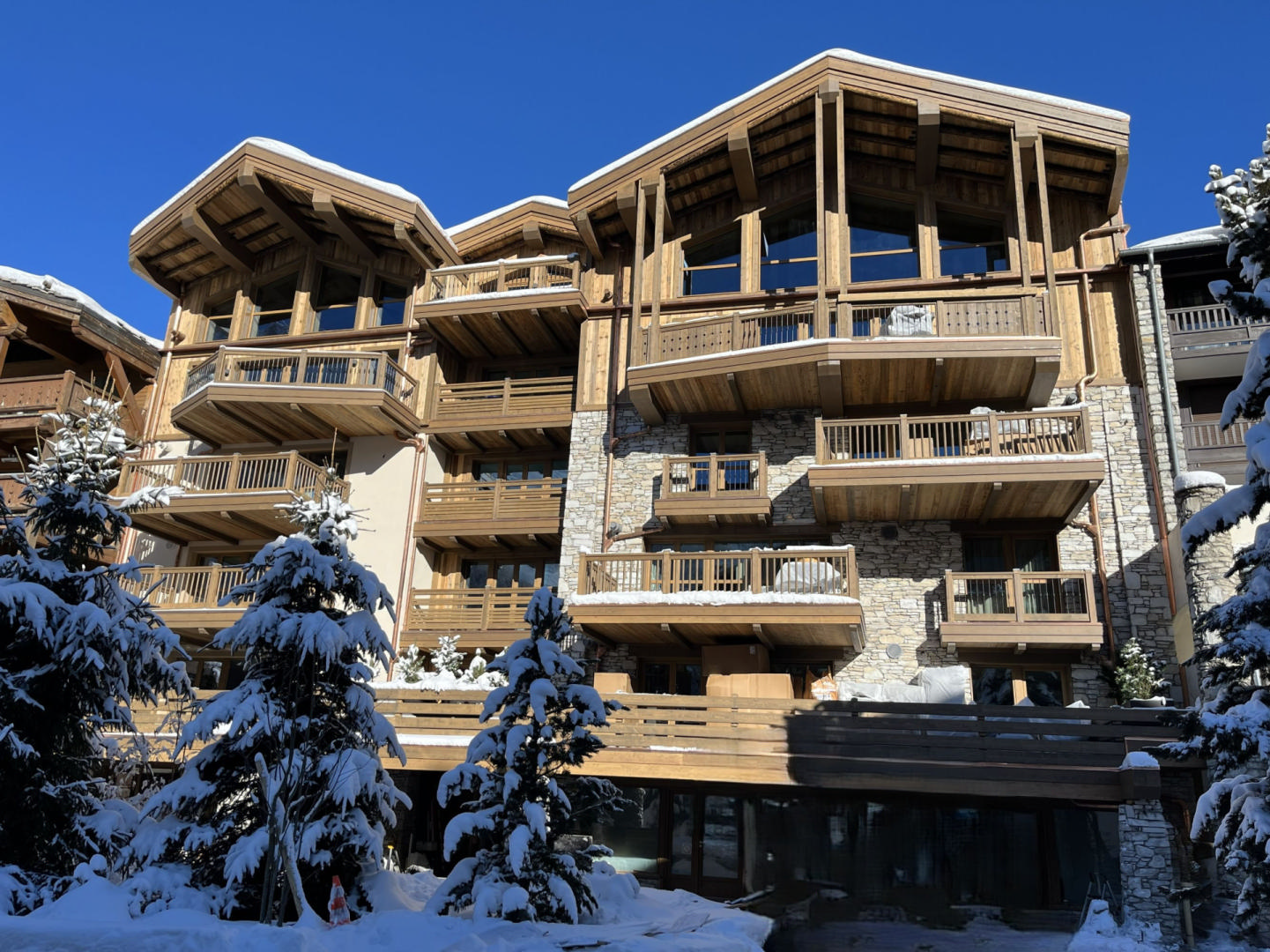 5 bedroom Ski Apartment near VAL-D'ISERE, Savoie