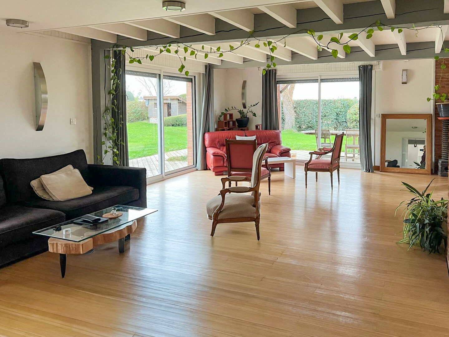 Charming Family Home with Generous Gardens on the Doorstep of Toulouse