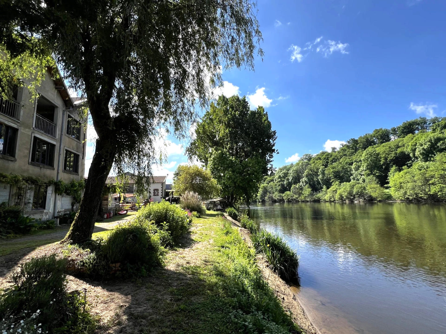 Vast Imposing Riverside Complex, Water Sports, Revenue Potential