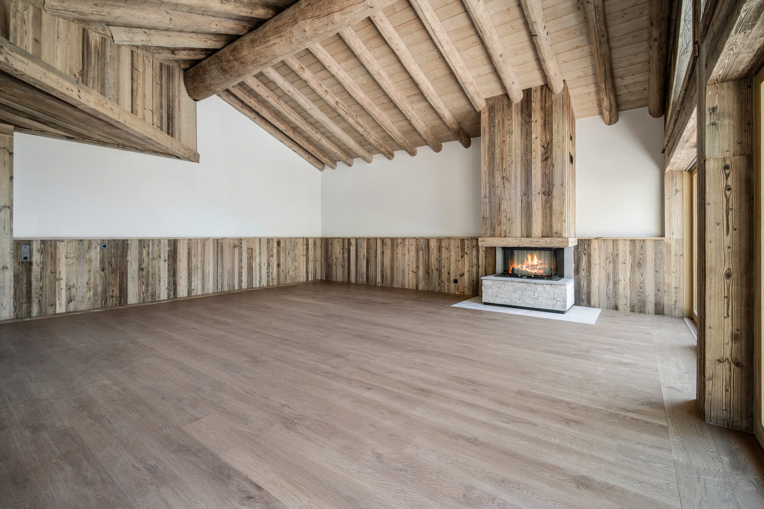 5 bedroom Ski Apartment near VAL-D'ISERE, Savoie