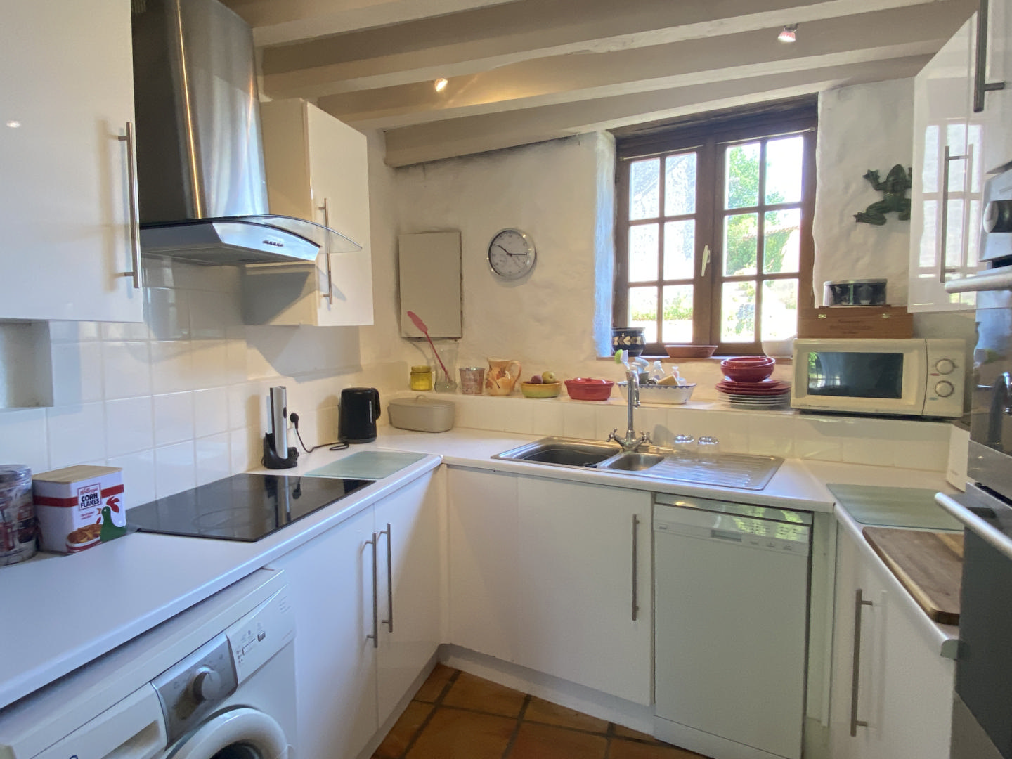 Charming Stone Cottage near Aubeterre-sur-Dronne