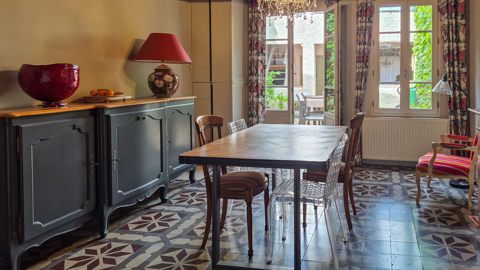 Charming Renovated Townhouse in the Heart of Mirepoix with Courtyard, Outbuilding &amp; Roof Terrace