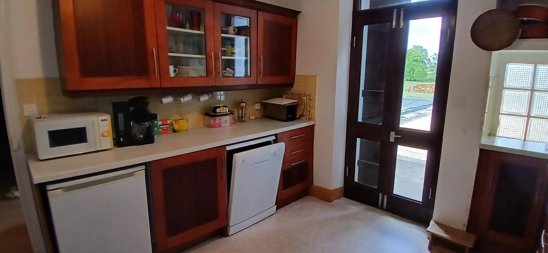 4 bed, 2 baths village house for sale with swimming pool in the Dordogne