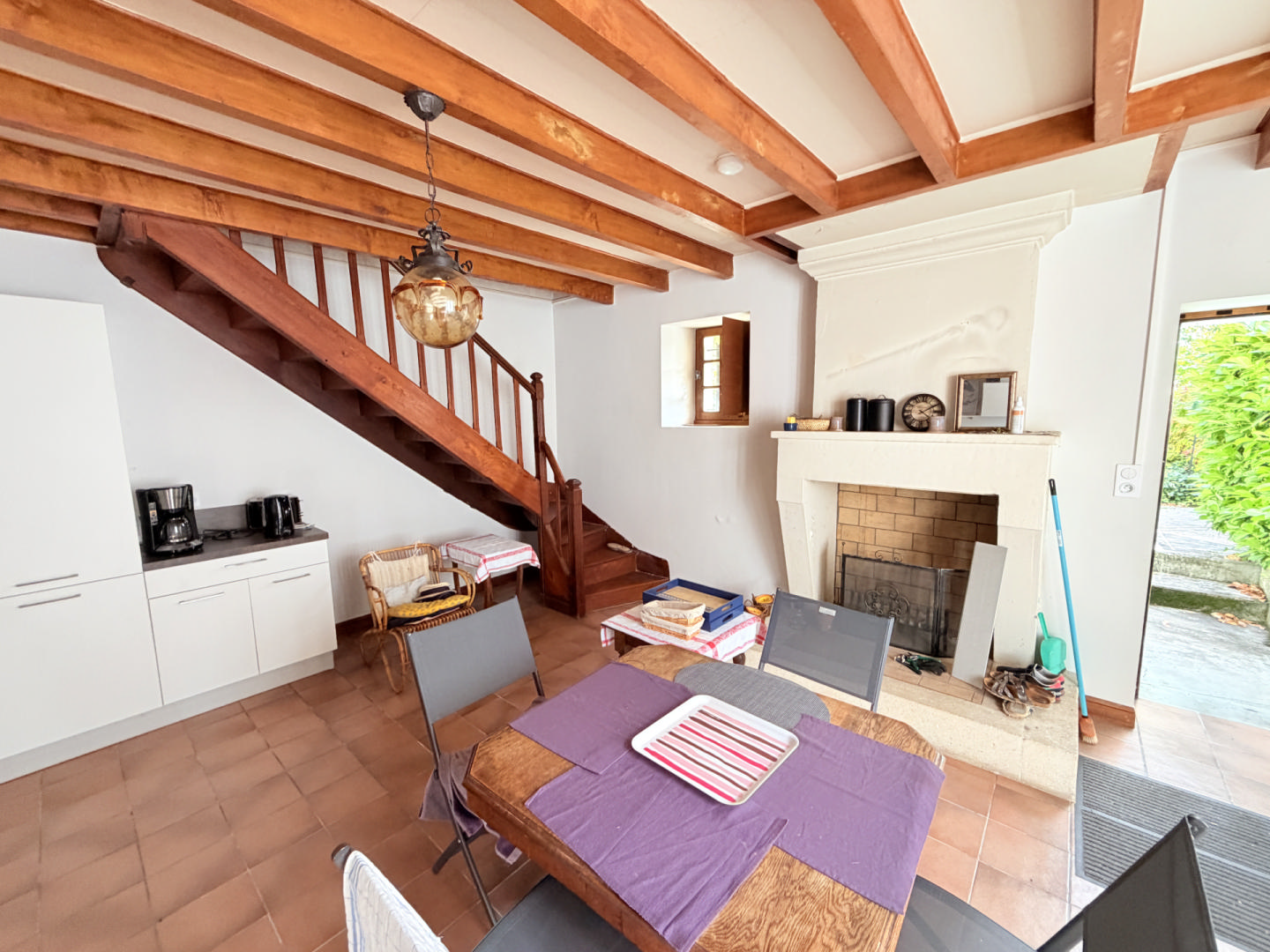 House in Rioux-Martin - Image 3