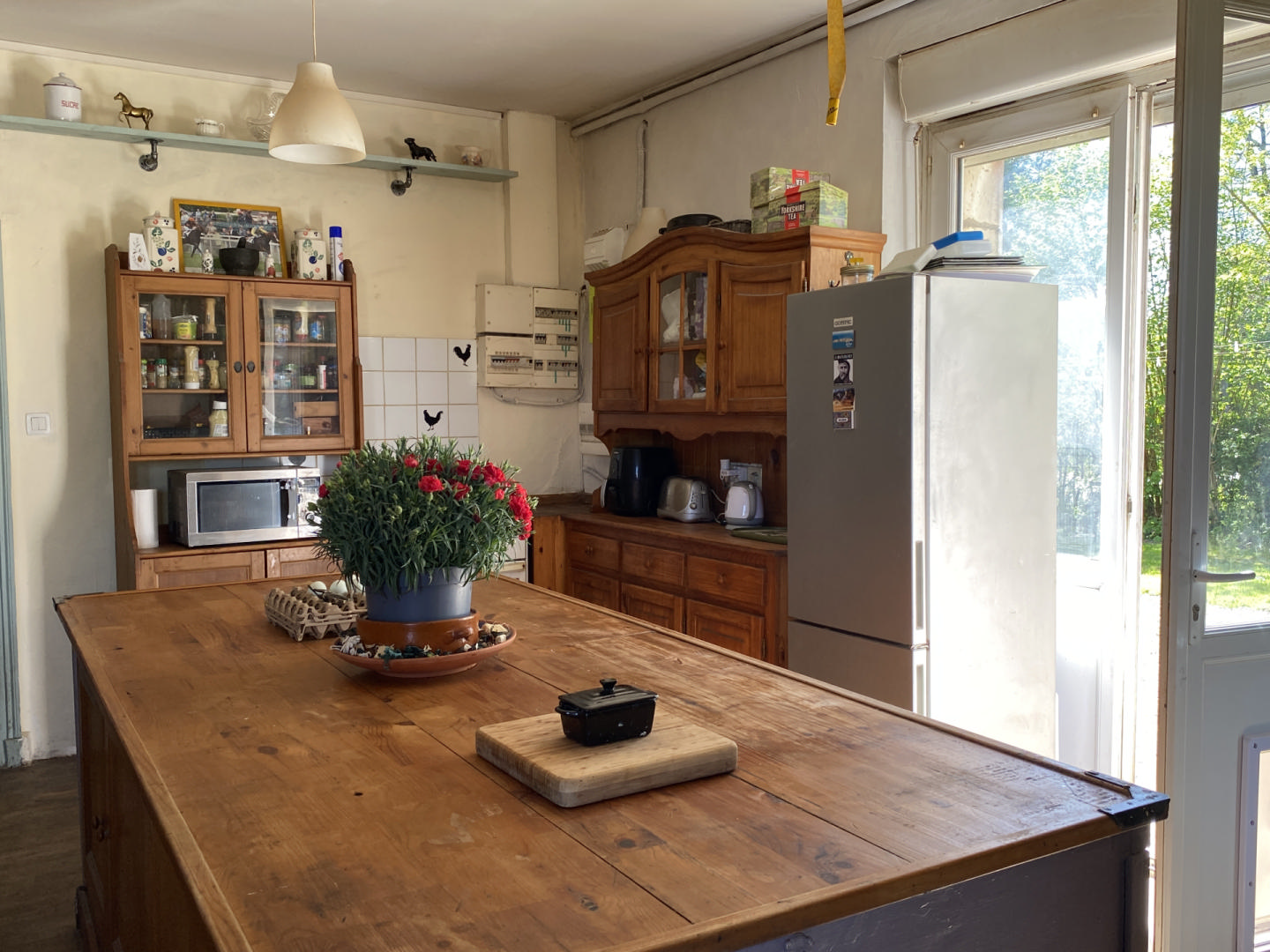 Riverside Character Property with Superb Equestrian Facilities and Income Potential