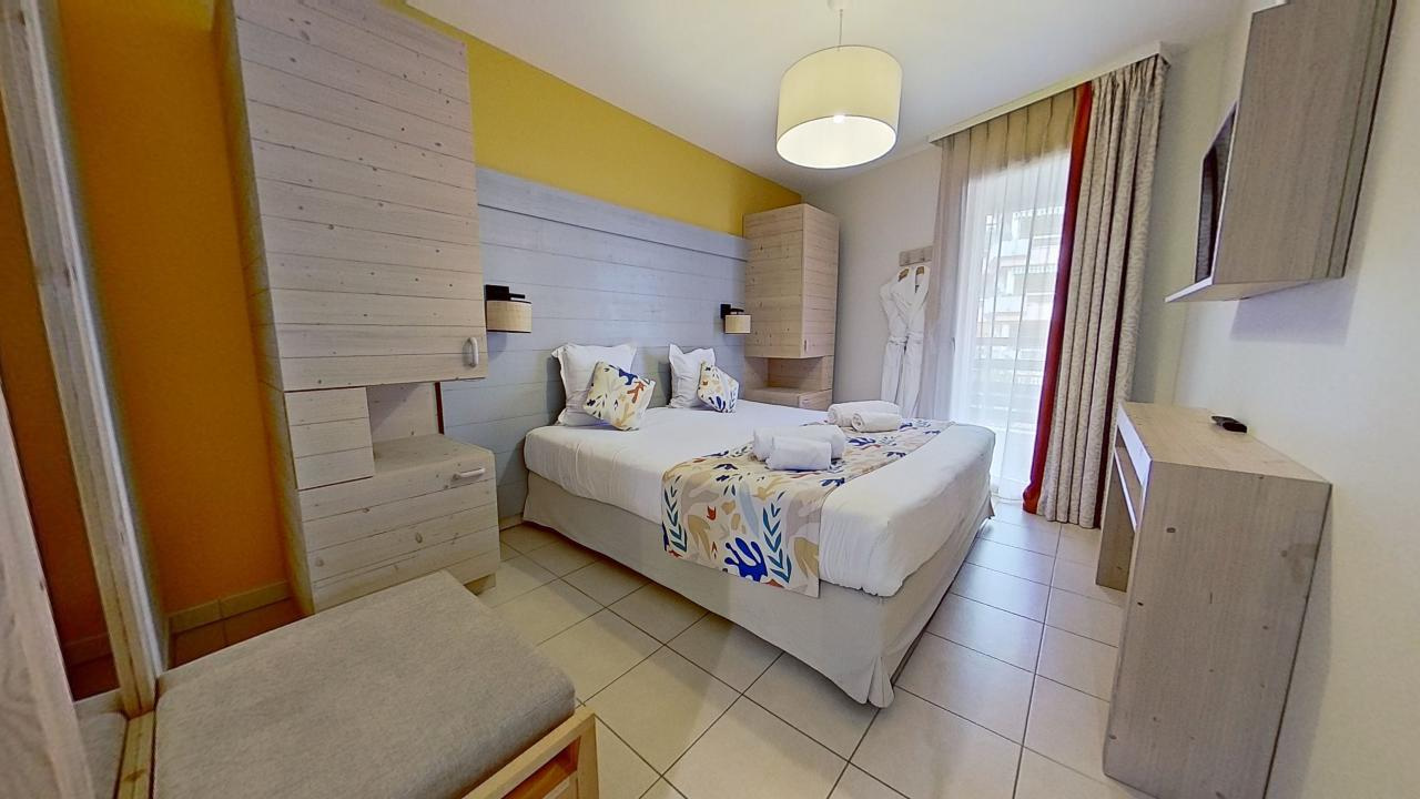 1 bedroom Apartment near ROQUEBRUNE-CAP-MARTIN, Alpes-Maritimes