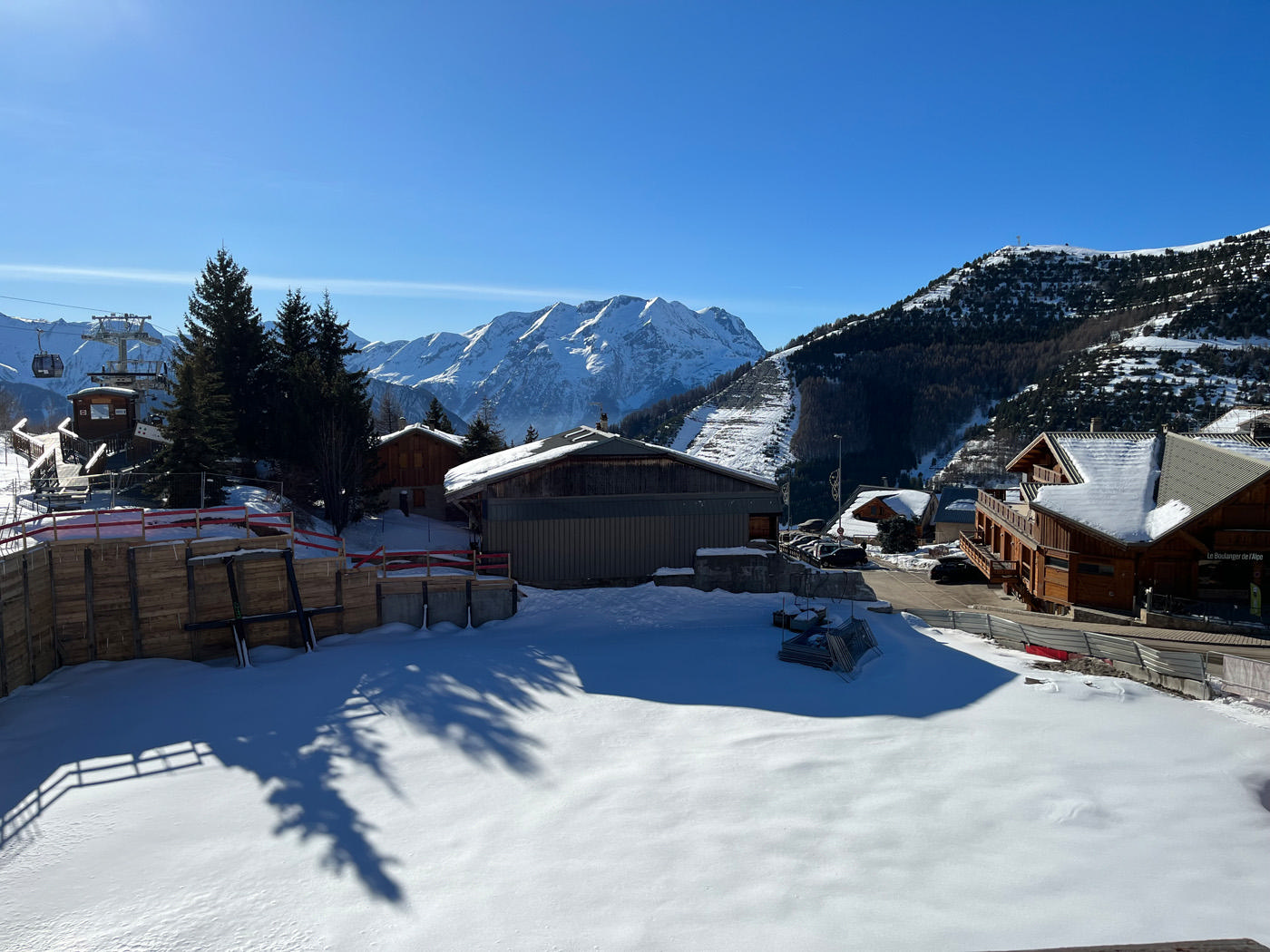 For Sale : 1 bedroom Ski Apartment near ALPE D'HUEZ, Isere