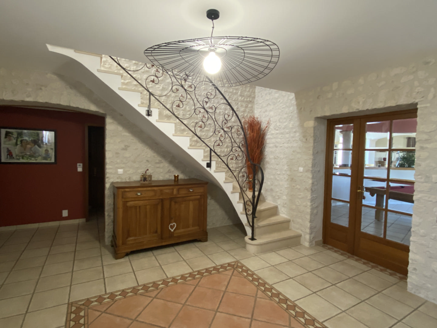 Modern house with gîte and swimming pool, magnificent grounds and views.  Near Barbezieux