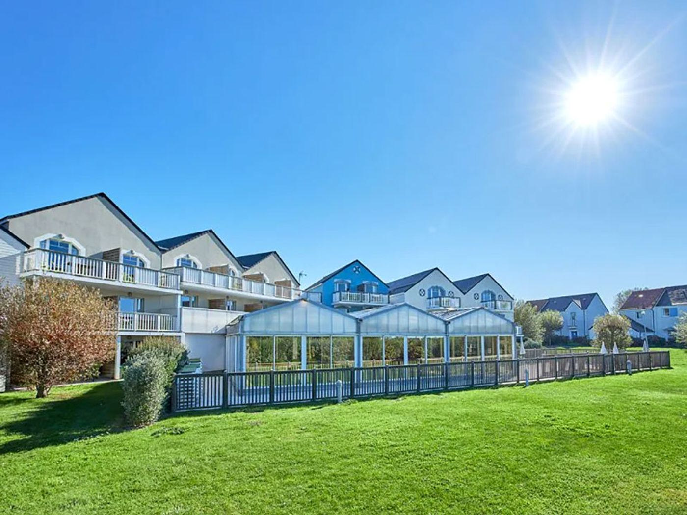 1 bedroom Apartment near COURSEULLES-SUR-MER, Calvados