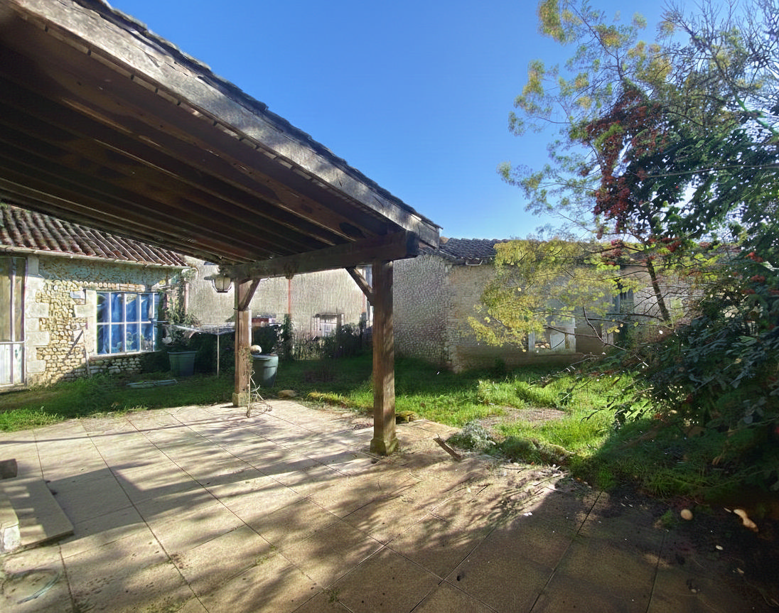 Very Charming Property in South Charente