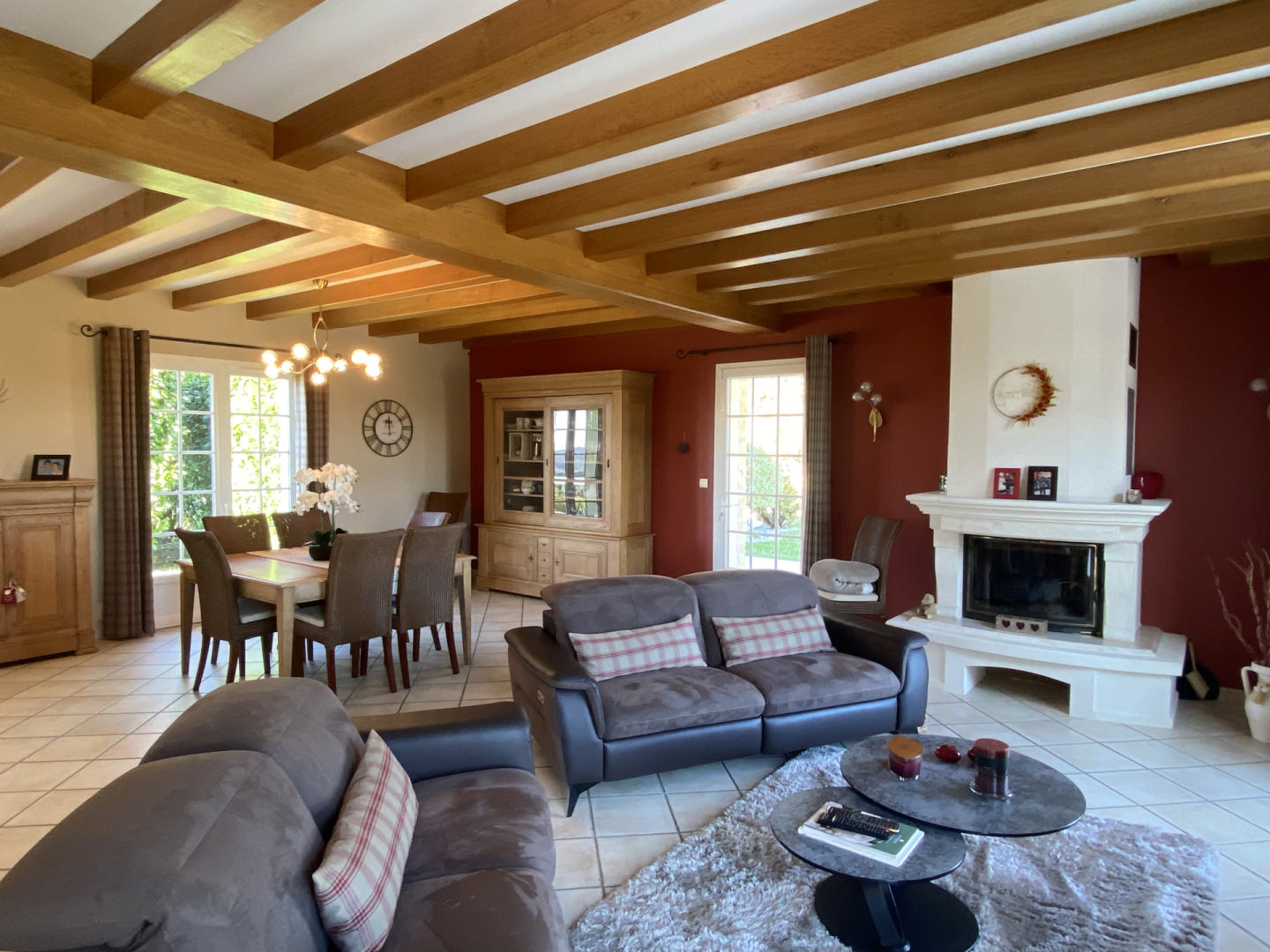 Modern house with gîte and swimming pool, magnificent grounds and views.  Near Barbezieux