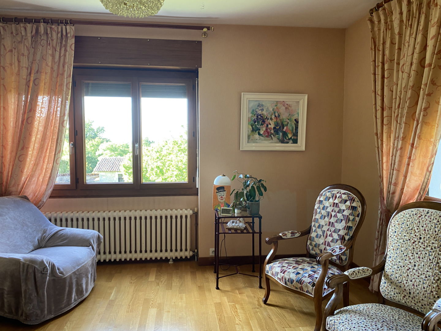 Spacious house with huge outbuildings and enclosed grounds. Bedroom on the ground floor. Shops on foot.