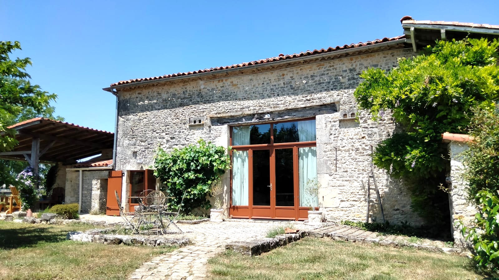 Restored Stone Farmhouse, Views, 5 Bedrooms, Barn, Guest Cottage, Outbuildings, Possible Income