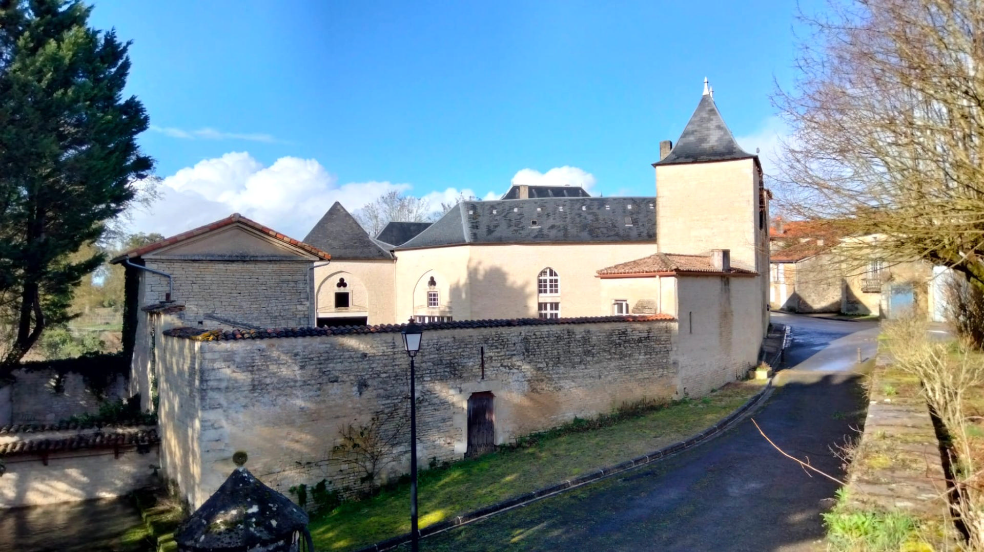 Elegant Historic Logis, Tusson, Charente, Close to Angoulême